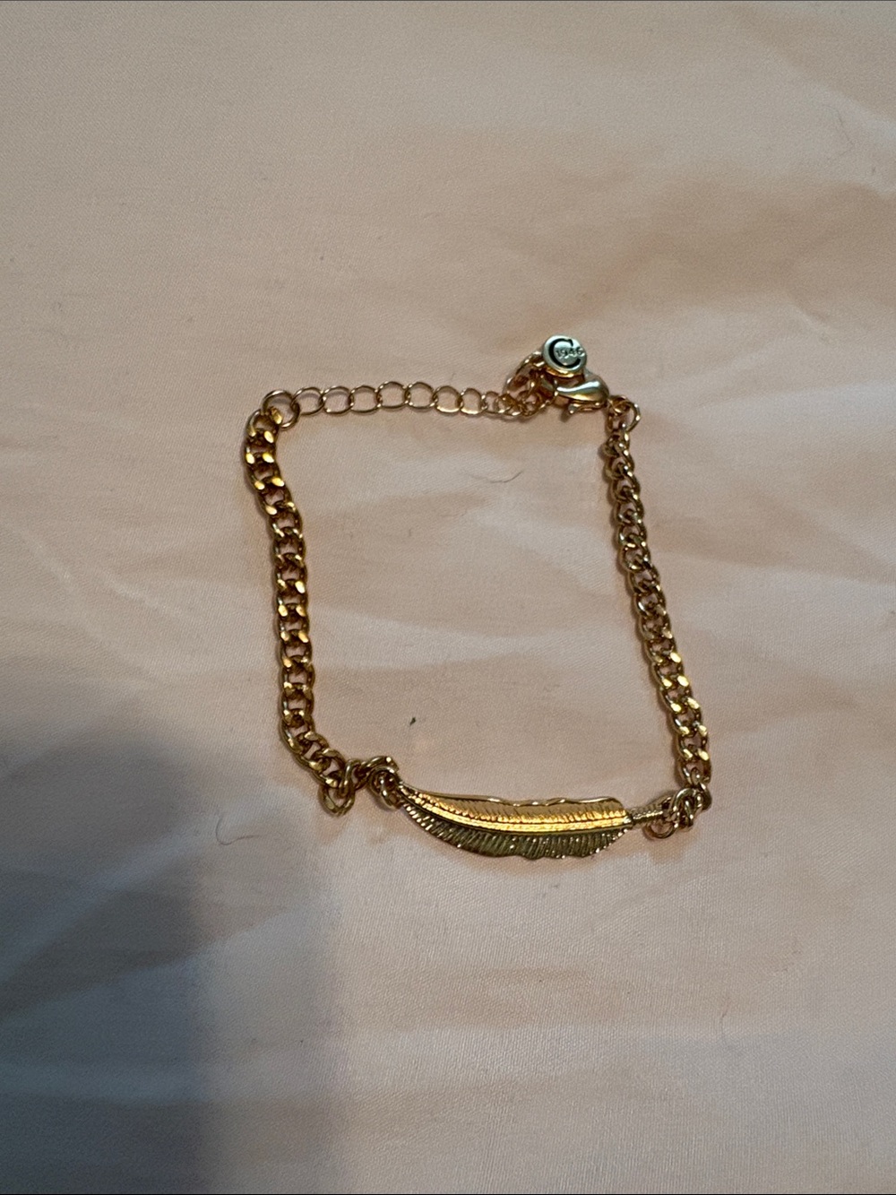 belk Gold Feather Link Bracelet